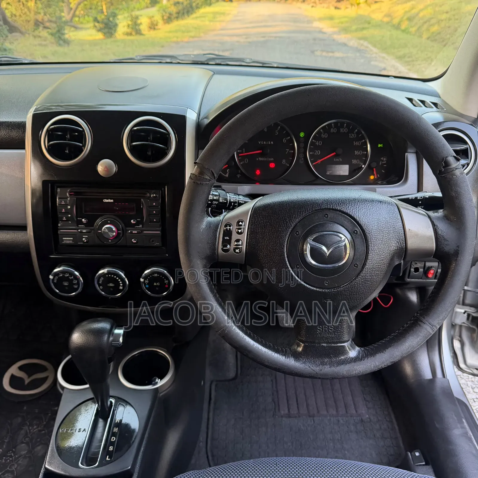Mazda Verisa 2010 Beige
