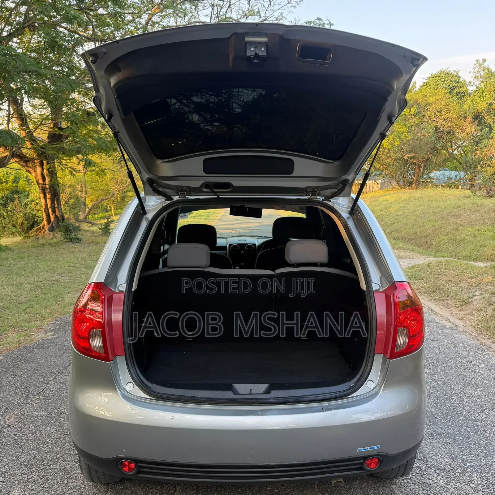 Mazda Verisa 2010 Beige
