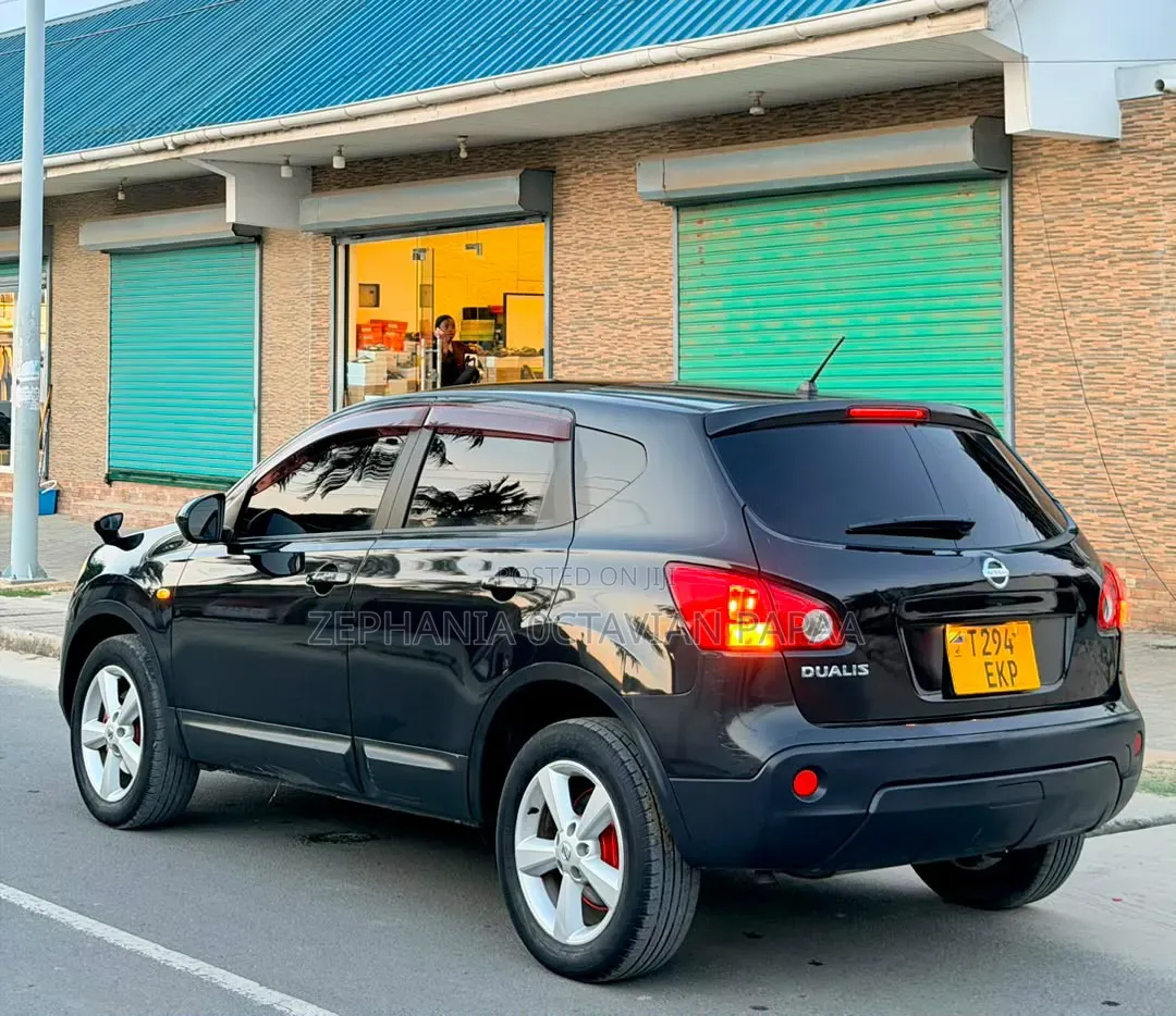 Nissan Dualis 2009 Black