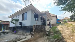 3bdrm House in Malamba Mawili, Mbezi for sale