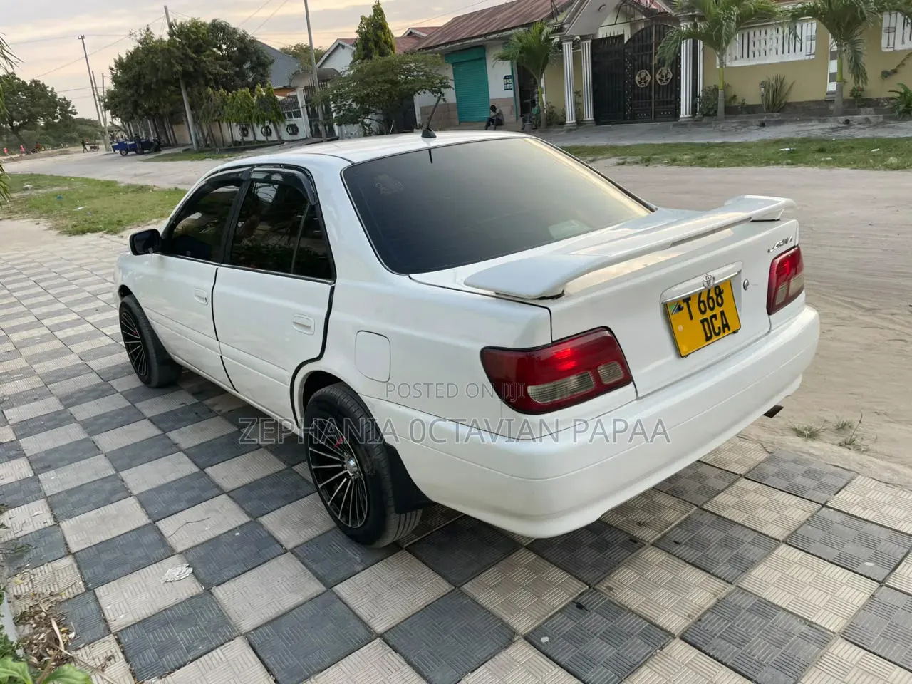 Toyota Carina 2001 White