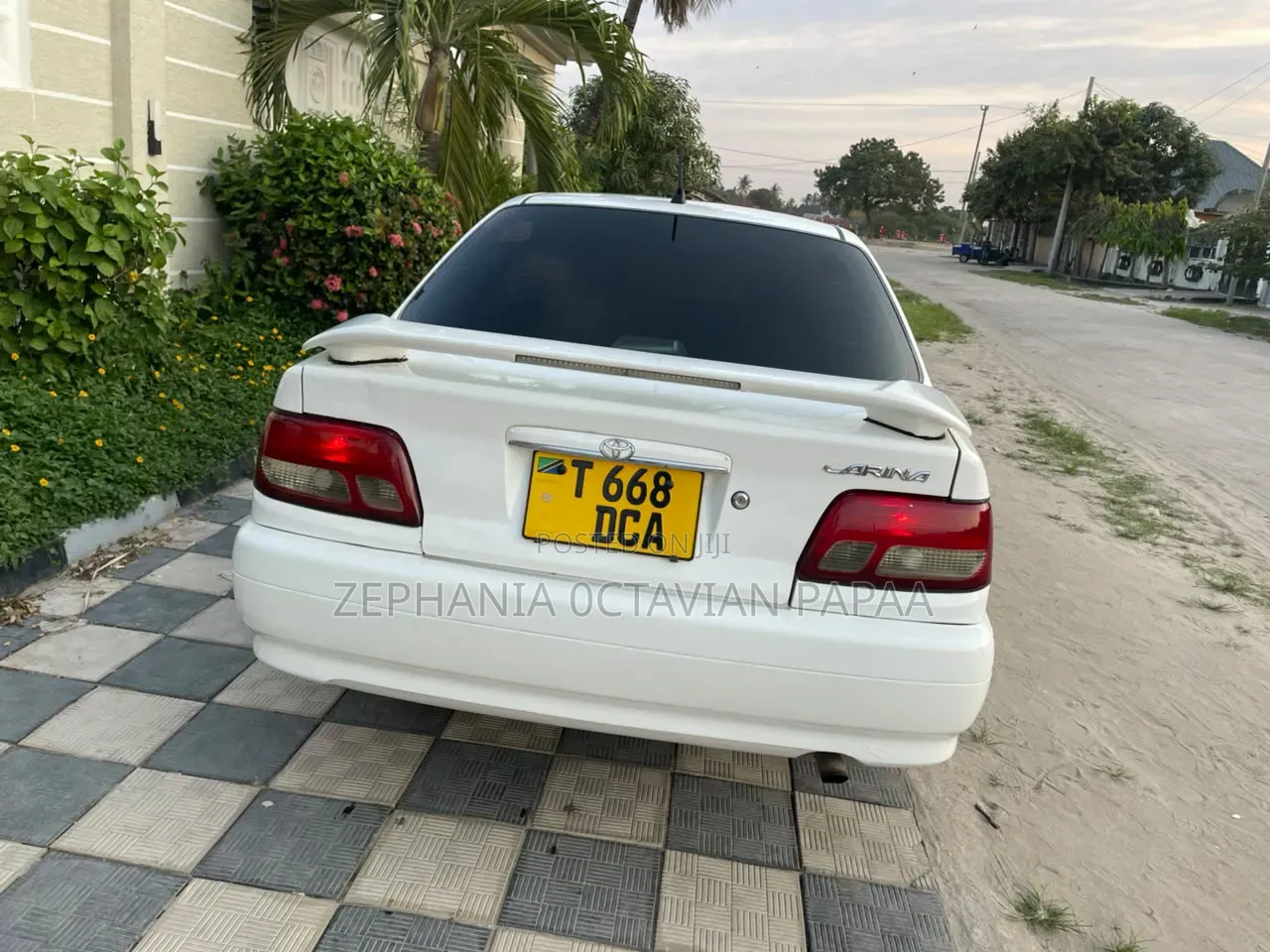 Toyota Carina 2001 White