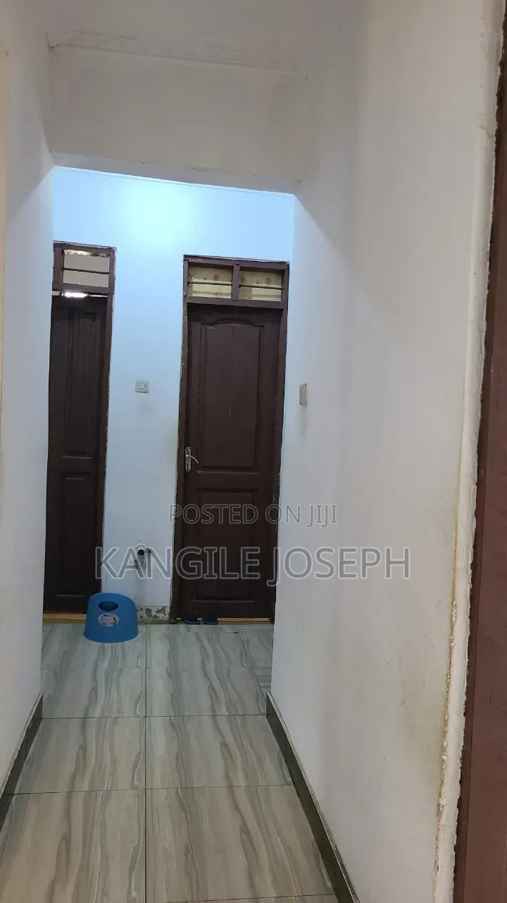 3bdrm House in Malamba Mawili, Mbezi for sale