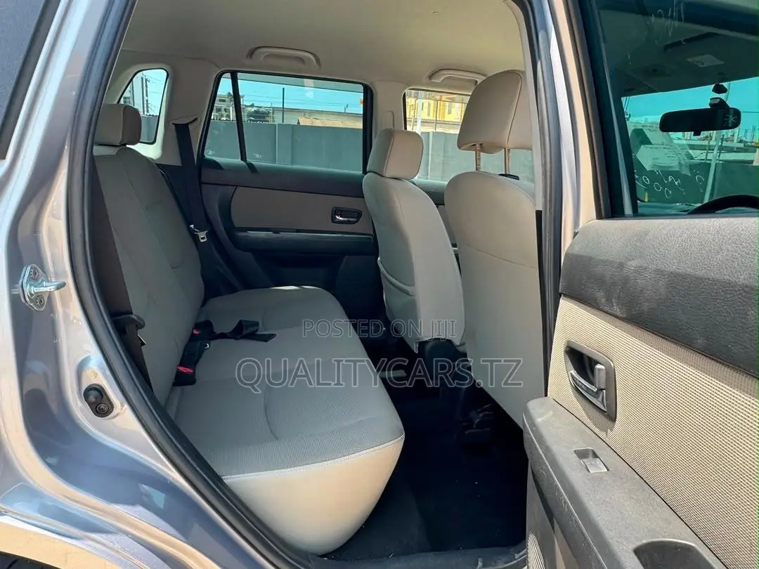 Mazda Verisa 2009 Silver