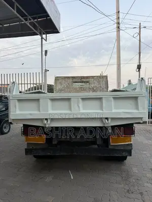 Mitsubishi Canter Fuso Fighter Mignon Tipper Tani 4 Unregistered(mpya.