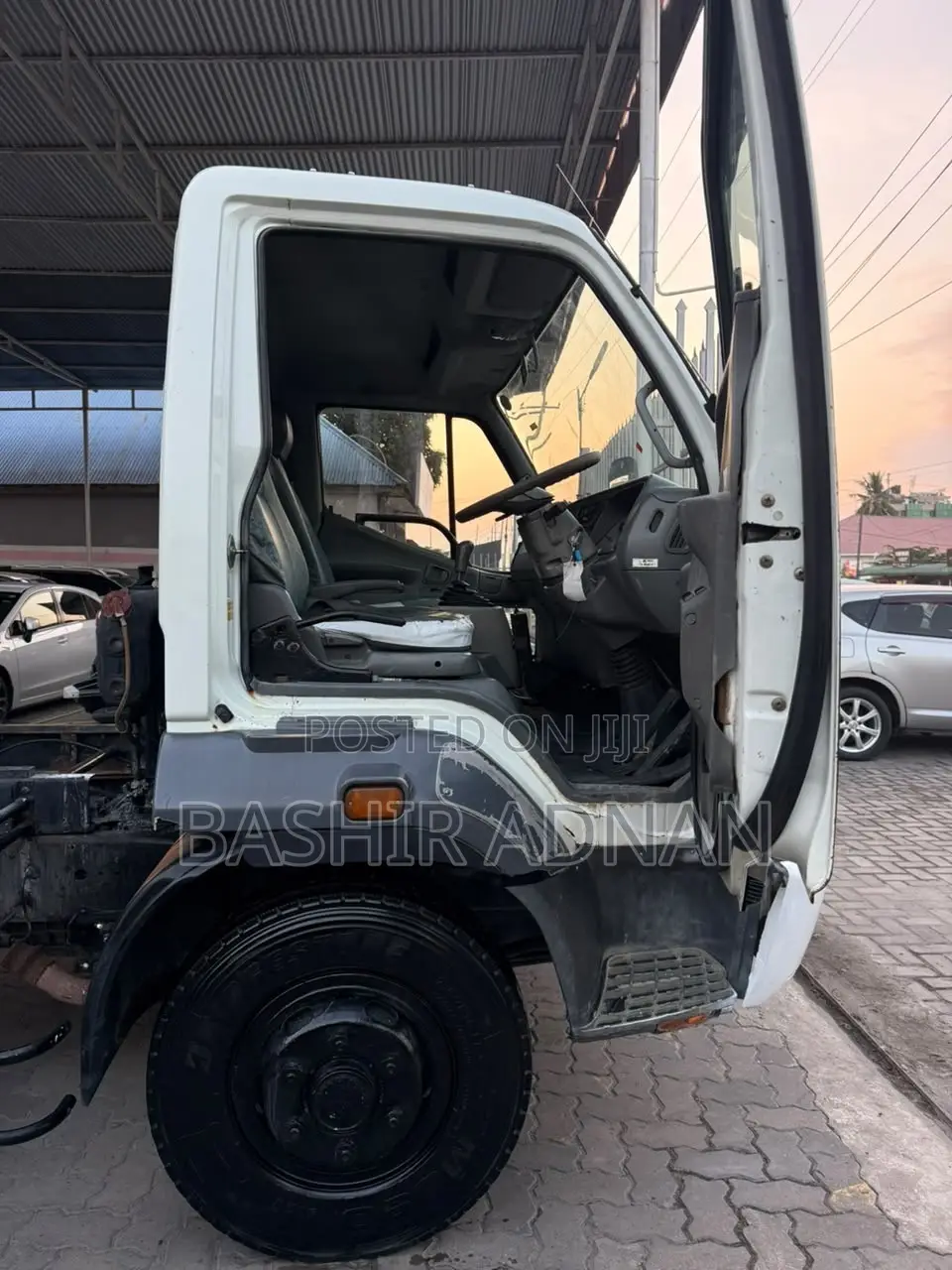 Mitsubishi Canter Fuso Fighter Mignon Tipper Tani 4 Unregistered(mpya.