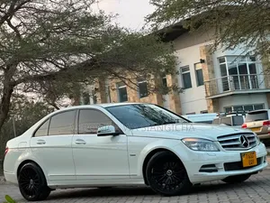 Mercedes-Benz C200 2010 White