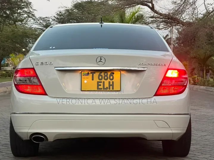 Mercedes-Benz C-Class 2007