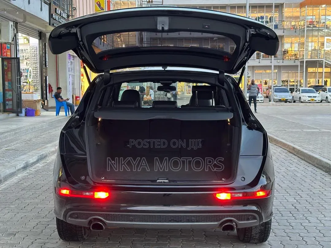 Audi Q5 2015 Black