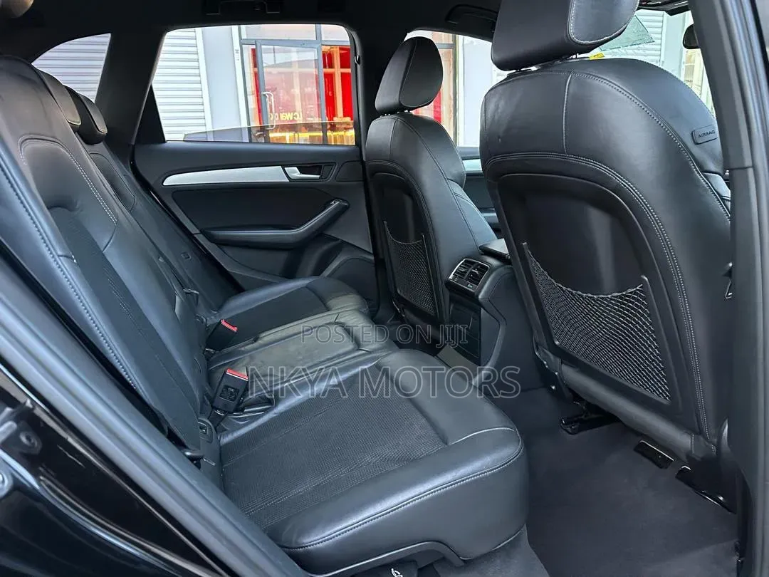 Audi Q5 2015 Black