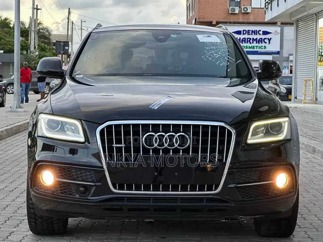 Audi Q5 2015 Black