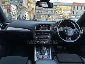 Audi Q5 2015 Black