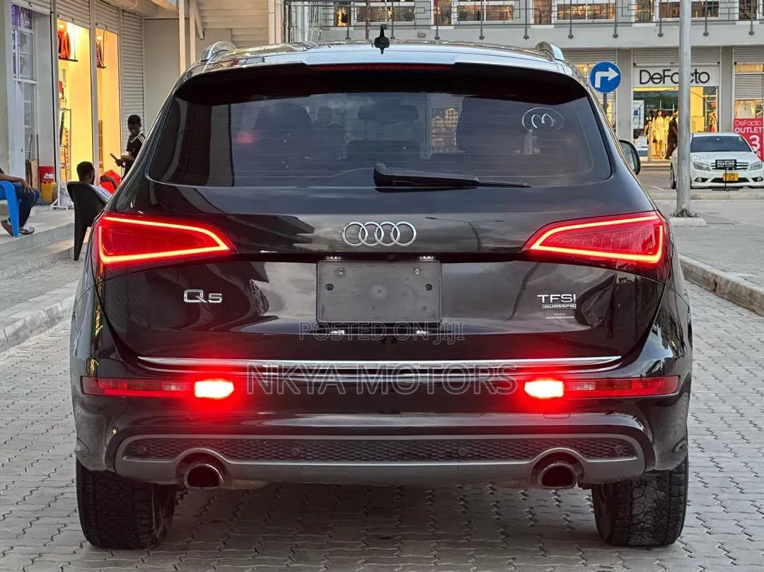 Audi Q5 2015 Black