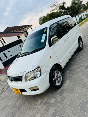 Toyota Noah 2001 White