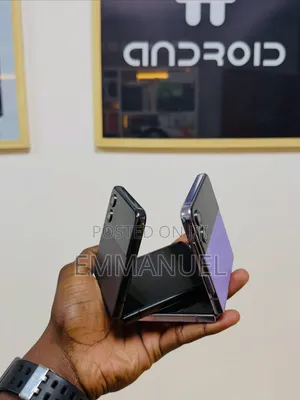Samsung Z 16 GB Green