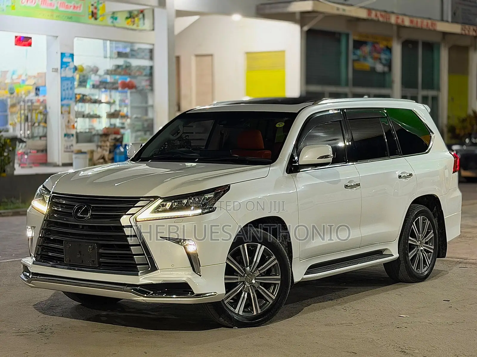 Lexus LX 2016 White