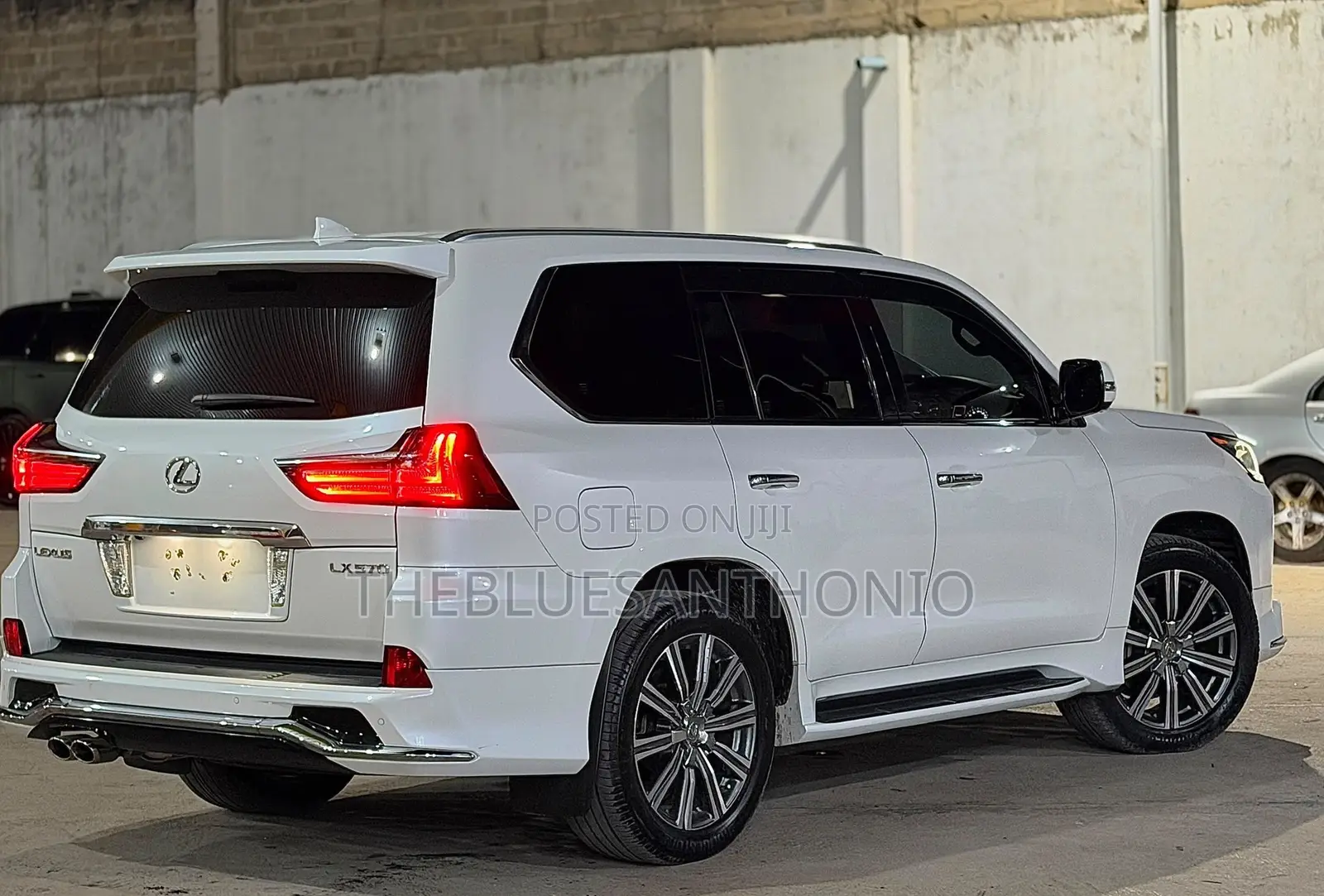 Lexus LX 2016 White