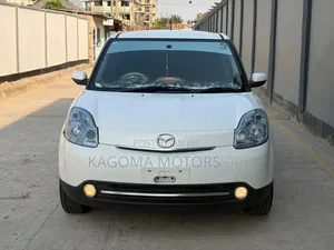 Mazda Verisa 2007 White