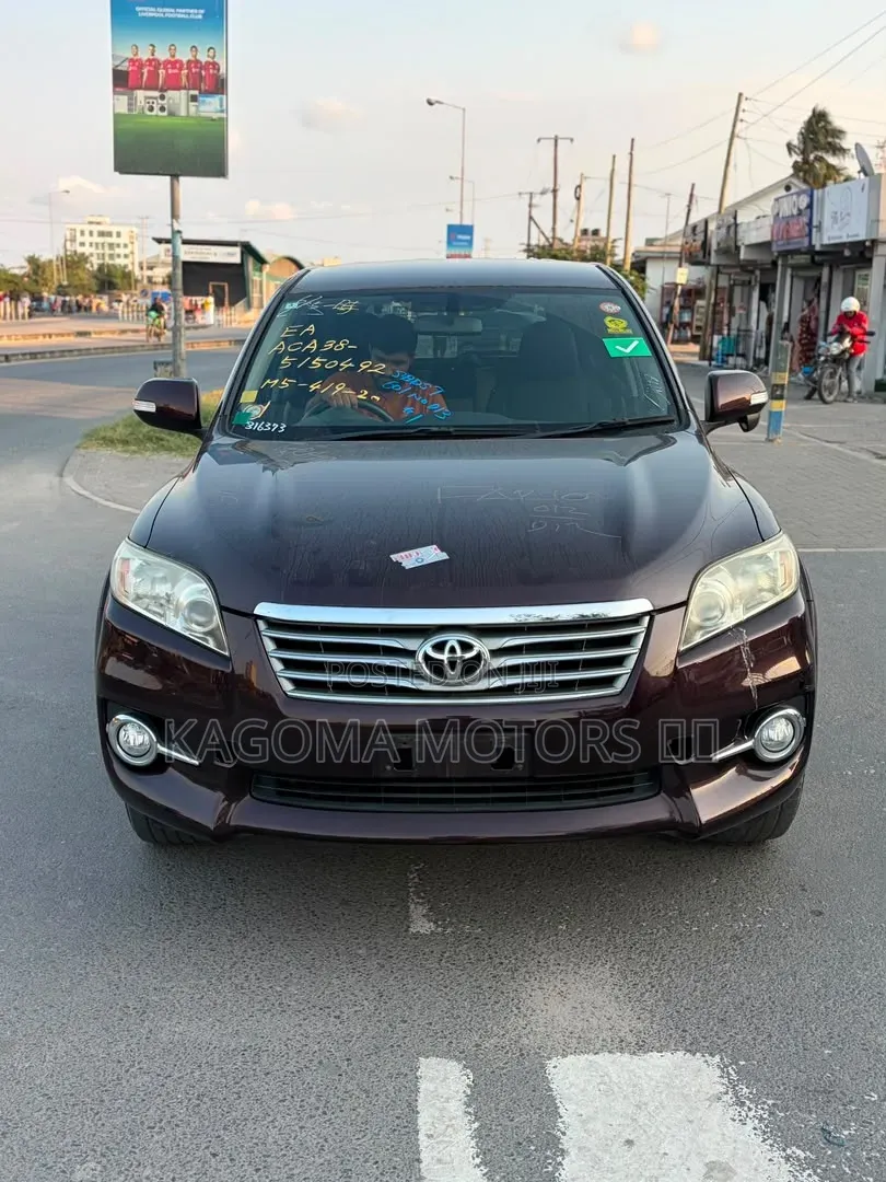 Toyota Vanguard 2010 Maroon