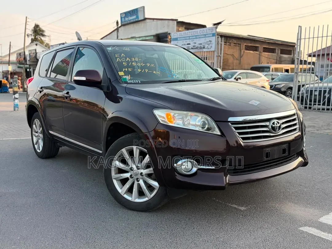 Toyota Vanguard 2010 Maroon