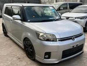 Toyota Corolla Rumion 2009 Silver