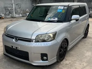 Toyota Corolla Rumion 2009 Silver