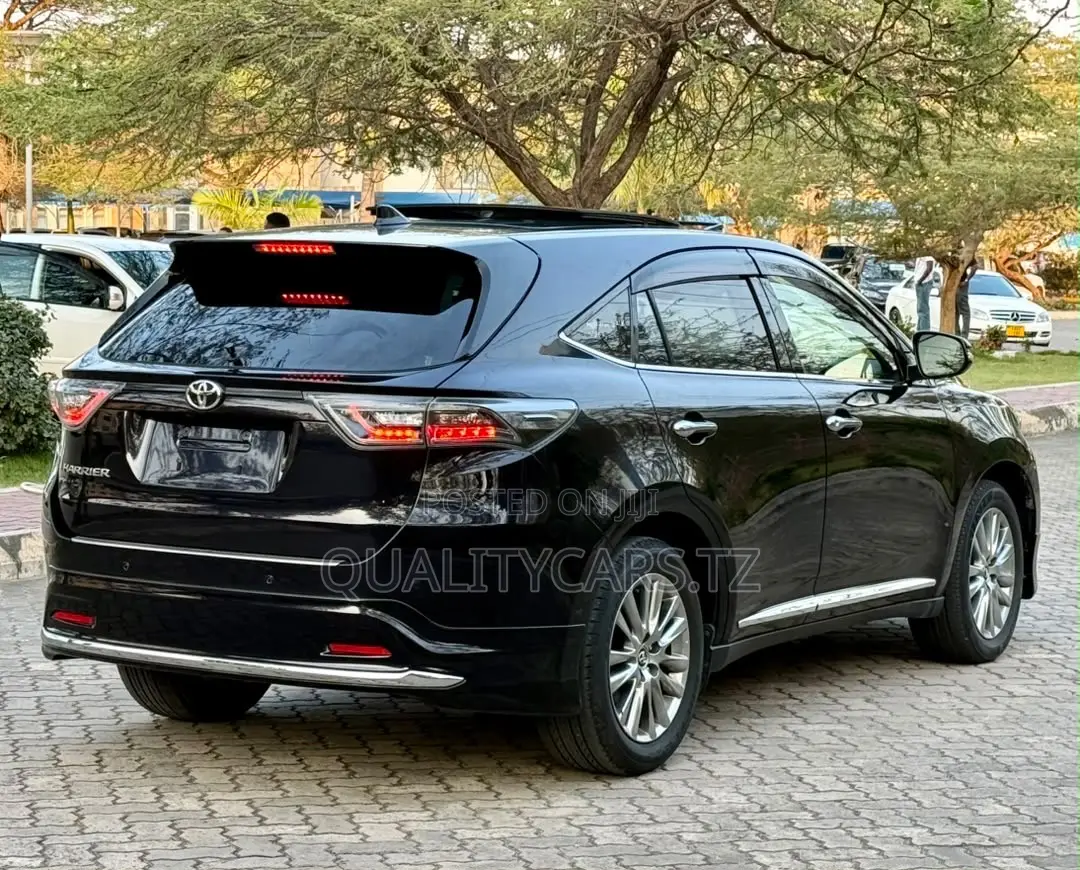 Toyota Harrier 2016 Black