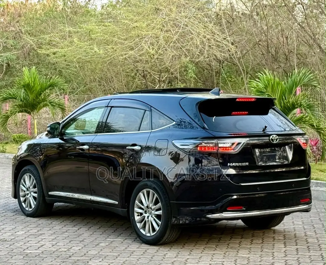 Toyota Harrier 2016 Black