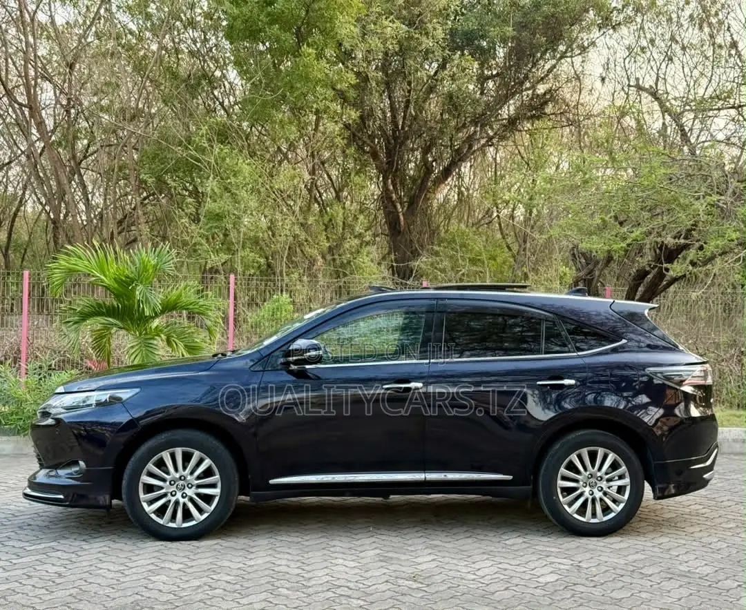 Toyota Harrier 2016 Black