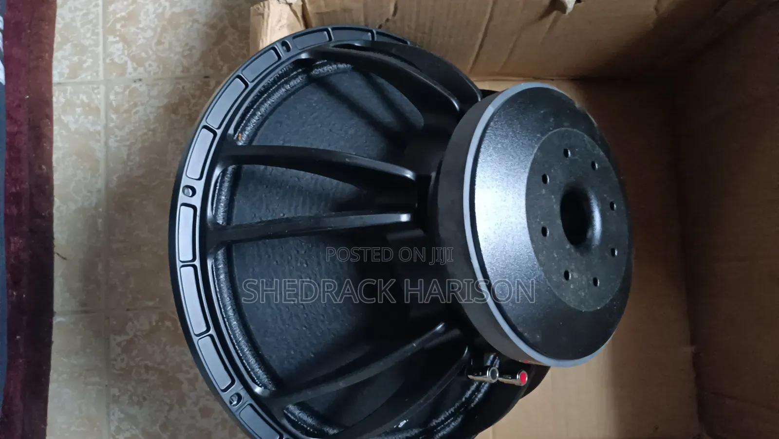 Speaker Bass 18 Inches