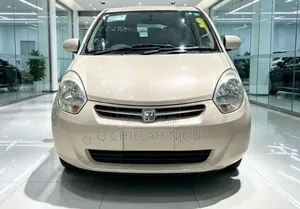 Toyota Passo 2012 Beige