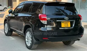 Toyota Vanguard 2010 Black