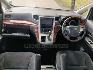 Toyota Vellfire 2010 Black