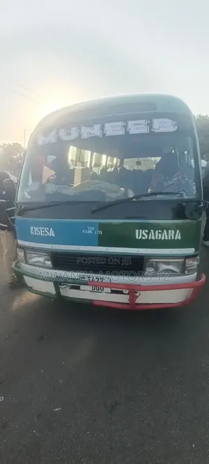 Toyota Coaster 2000 White