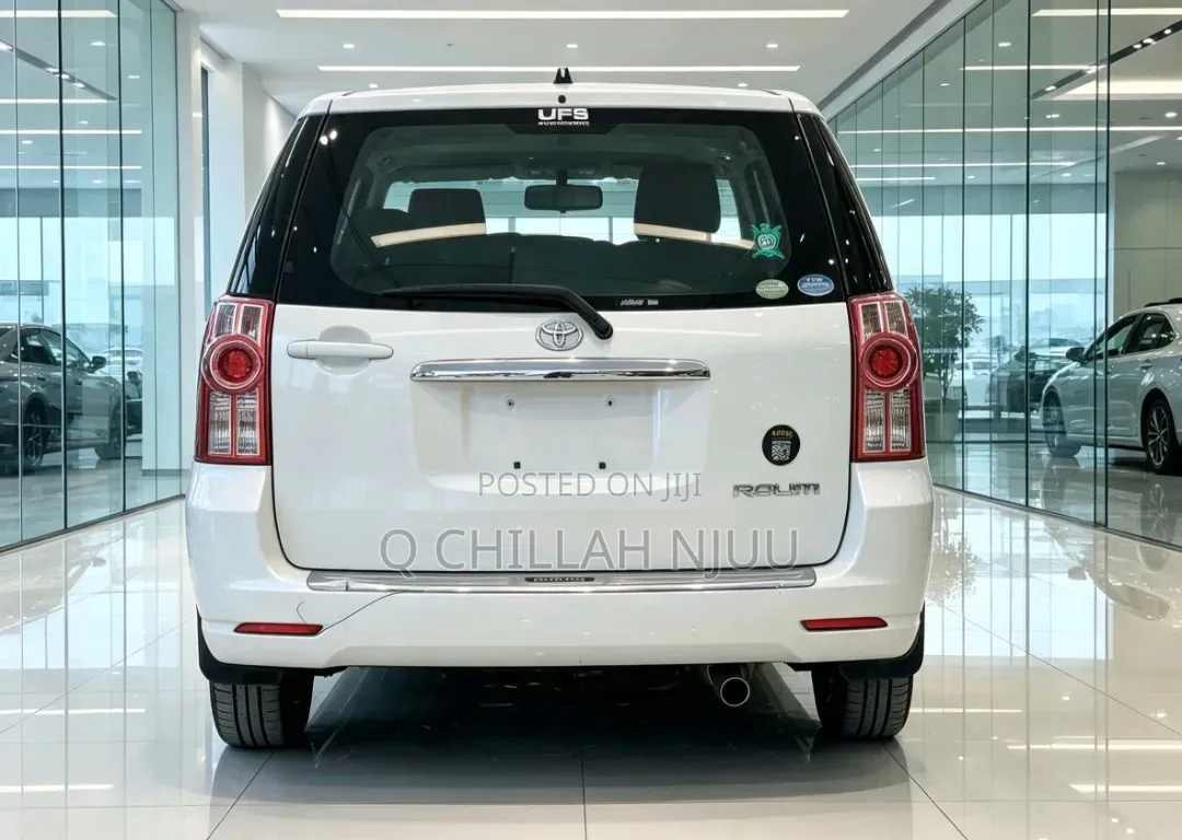 Toyota Raum 2008 White