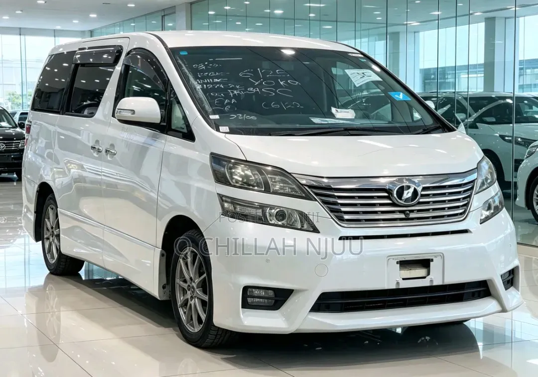 Toyota Alphard 2010 White