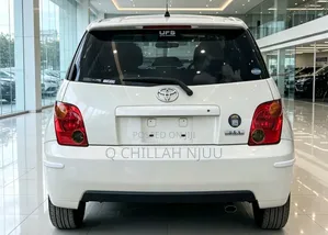 Toyota IST 2003 White