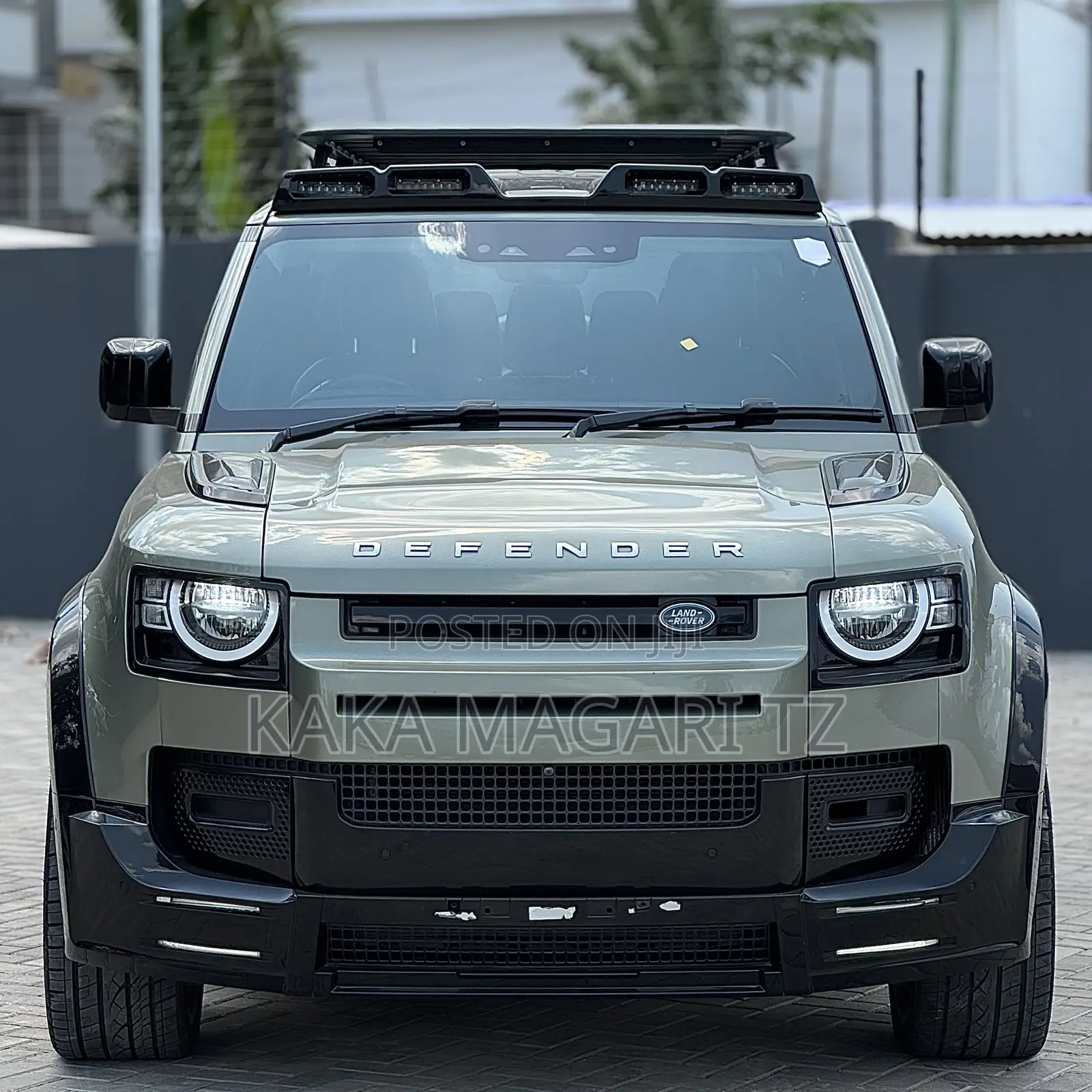 Land Rover Defender 2022 Green