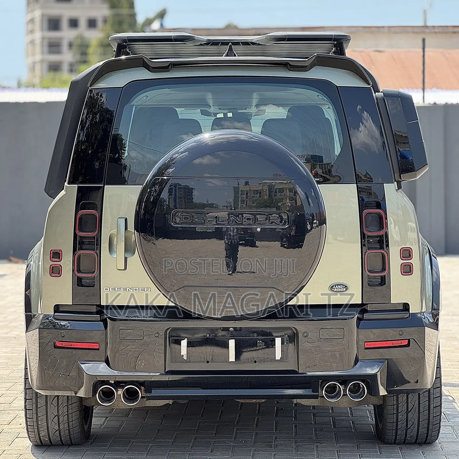 Land Rover Defender 2022 Green