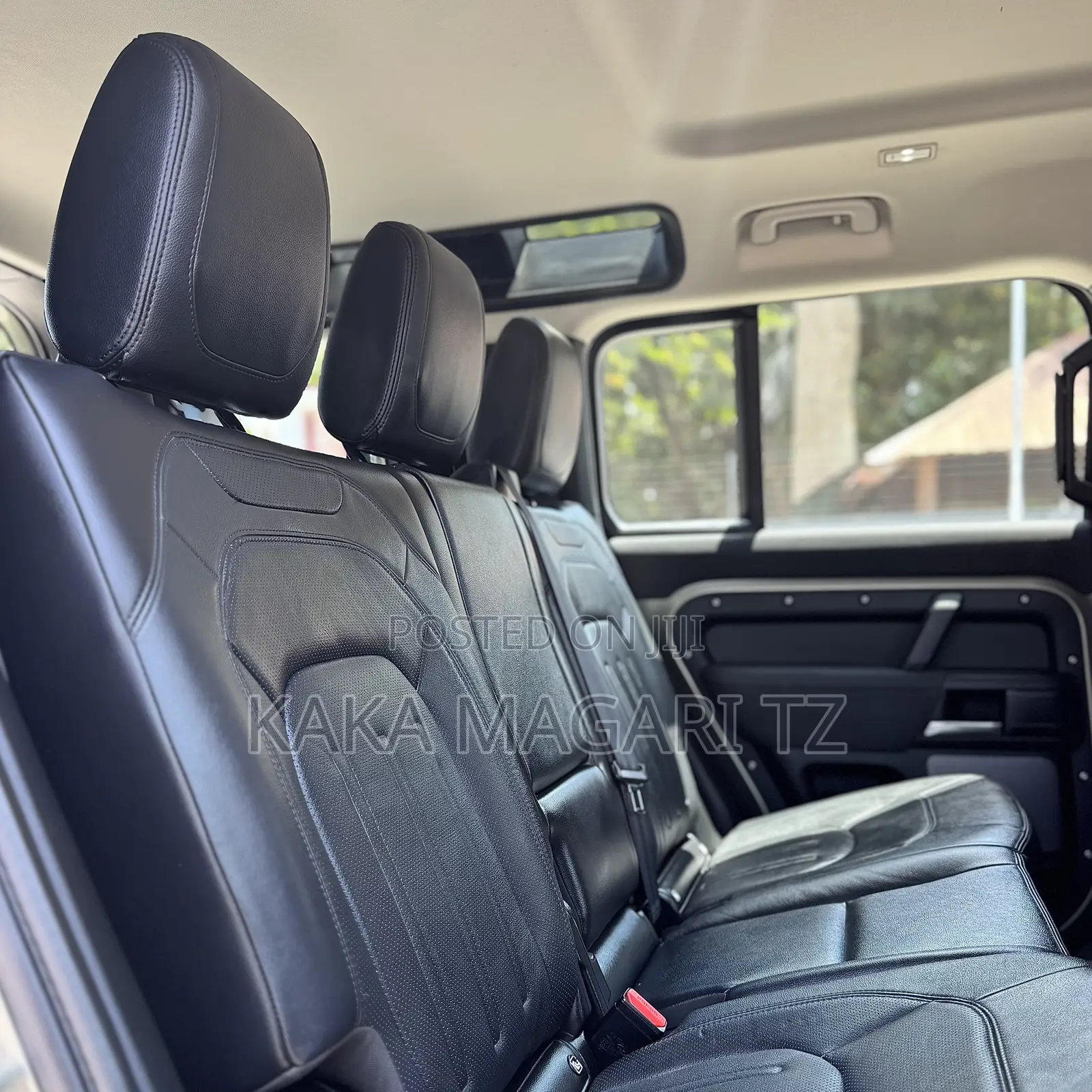 Land Rover Defender 2022 Green