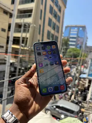 Apple iPhone 13 256 GB Pink