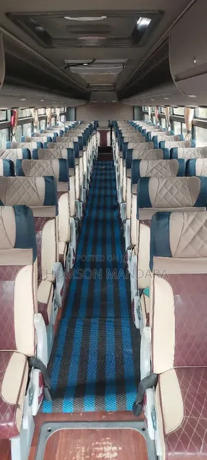 Bus 2020 White