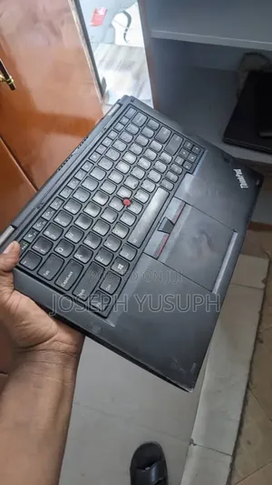 Laptop Lenovo ThinkPad X1 Yoga 8GB Intel Core i5 SSD 256GB