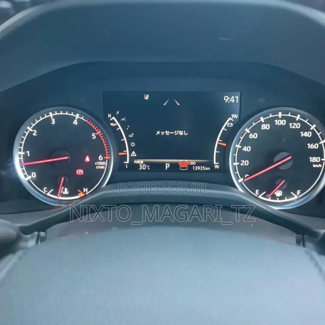 Toyota Land Cruiser LC300 2023 Black