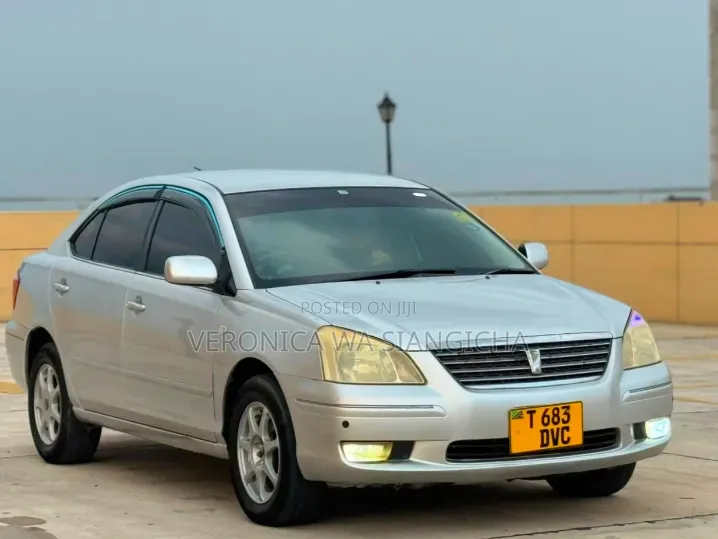 Toyota Premio 2004