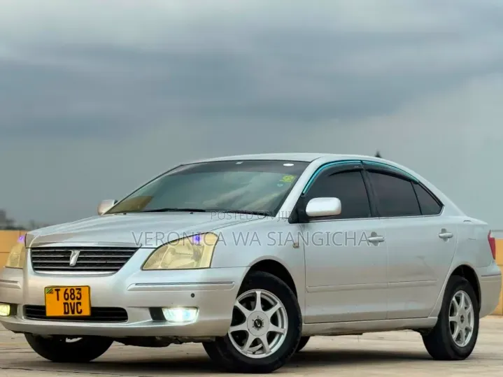Toyota Premio 2004