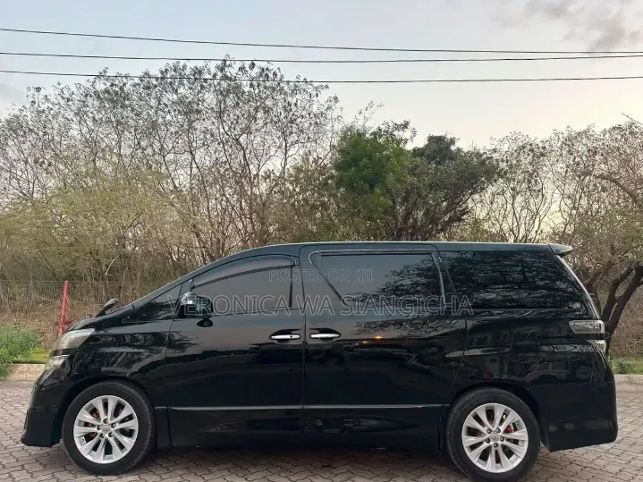 Toyota Alphard 2009 Black