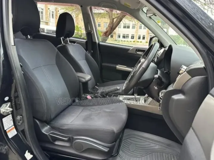 Subaru Forester 2010 Black