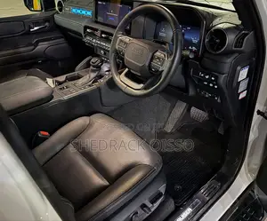 Toyota Land Cruiser Prado 2024 White