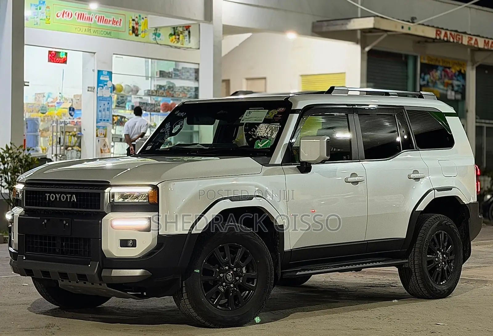 Toyota Land Cruiser Prado 2024 White